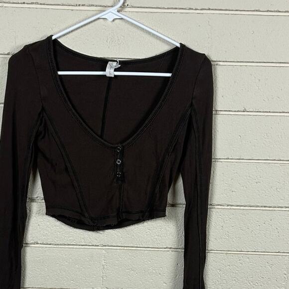 Urban Outfitters Out from Under Brown Long Sleeve Cropped Top size S - Picture 6 of 8